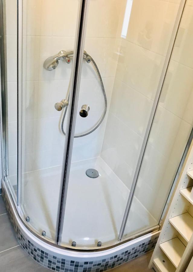 Top Renoviertes Apartement In Bester Lage Von Homburg- 5 Fussminuten Zur Uniklinik Homburg  Zewnętrze zdjęcie